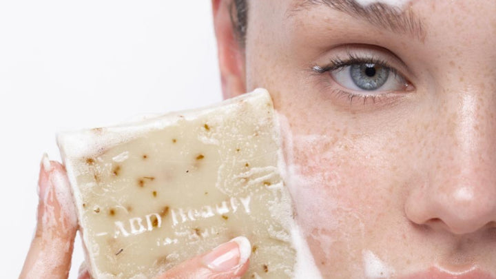 Image of Pourquoi adopter le double nettoyage ?